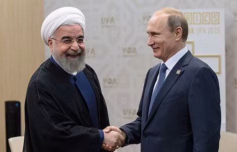 Tổng thống Iran và Nga trong một lần gặp tháng 12-2015. Tổng thống Iran và Nga trong một lần gặp tháng 12-2015.