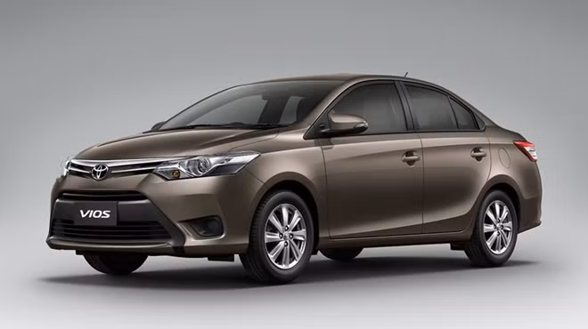 Toyota Vios mất vị trí quán quân về doanh số bán hàng.