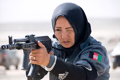 Nữ cảnh sát Afghanistan. Nữ cảnh sát Afghanistan.