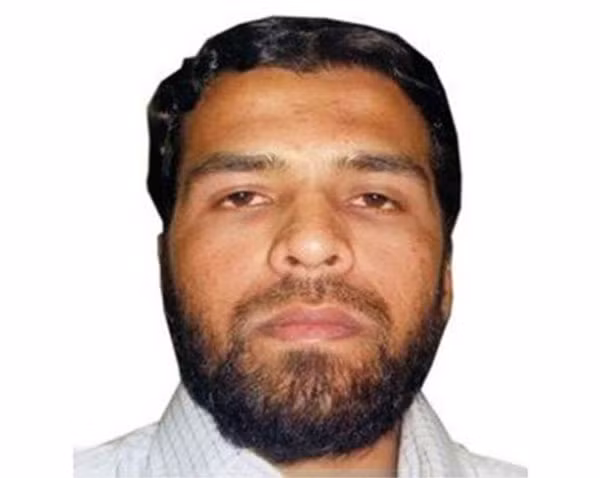 Abdullah Qlazar Khan, kẻ đánh bom tự sát trước cổng Lãnh sự quán Mỹ ở thành phố Jedda, Arập Xêút.