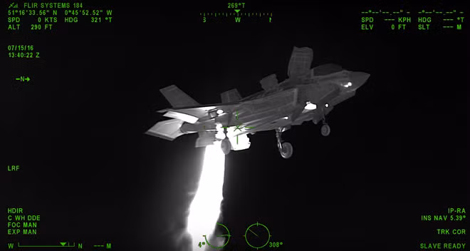 Hạ cánh thẳng đứng là một tính năng ưu việt của F-35B.