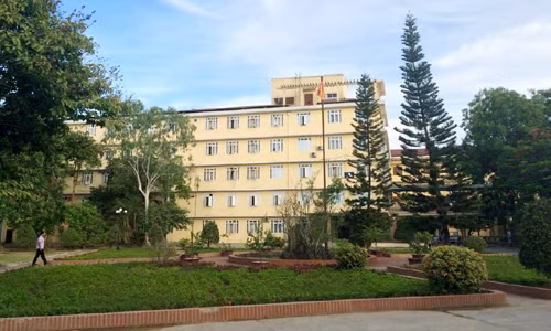 Bệnh viện Phụ sản Thanh Hóa là bệnh viện tuyến tỉnh, hiện có quy mô 500 giường bệnh. Ảnh: Lê Hoàng.