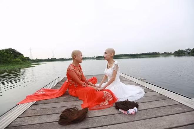 Như Quỳnh và cô bạn điều trị cùng phòng.