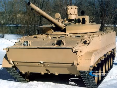 Xe chiến đấu bộ binh BMP-3M với hệ thống phòng vệ chủ động Arena.