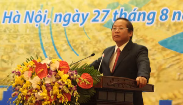 Bộ trưởng Trương Minh Tuấn đọc diễn văn kỷ niệm.