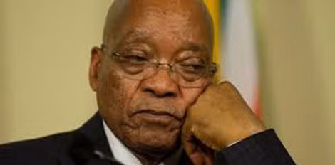 Tổng thống Nam Phi Jacob Zuma đang dính nhiều bê bối khiến cho uy tín sụt giảm đáng kể.