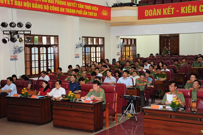 Hình ảnh tại hội nghị.