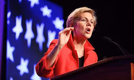 Thượng nghị sĩ Elizabeth Warren.