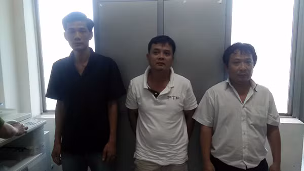 3 đối tượng tại cơ quan công an. 3 đối tượng tại cơ quan công an.
