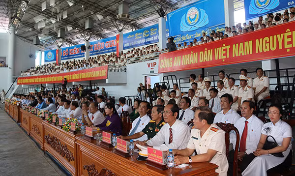 Các đại biểu tham dự lễ kỷ niệm.