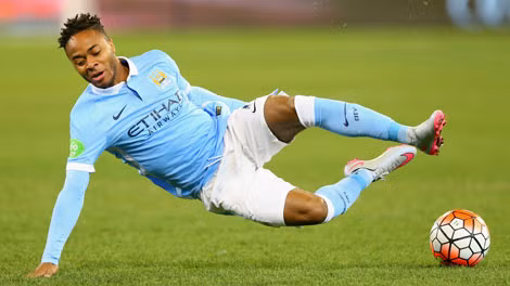 Sterling sẽ đối diện rất nhiều áp lực khi đến Man City.