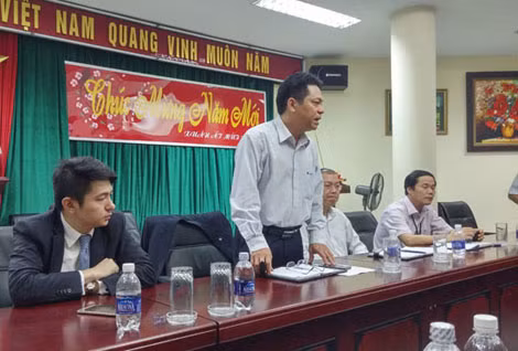 Ông Đặng Anh Sơn, Phó Tổng giám đốc VNPT Hà Nội phát biểu tại buổi làm việc với một số cơ quan báo chí. Ảnh: Thái Khang.