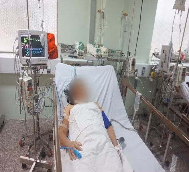 Hiện sức khỏe của bệnh nhân đang dần hồi phục.