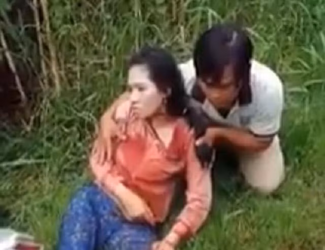 Chị T, được người dân địa phương giúp đỡ đưa vào bệnh viện cấp cứu nên đã qua cơ nguy kịch.