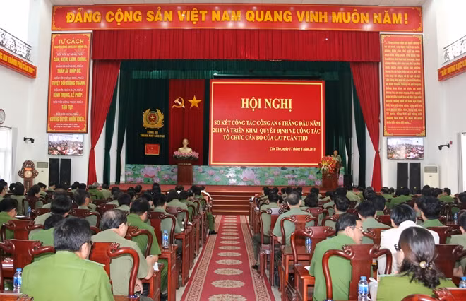 Toàn cảnh Hội nghị sơ kết 6 tháng đầu năm 2018 của Công an TP Cần Thơ.