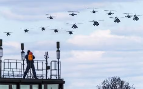 Đội hình trực thăng vũ trang gồm Mi-35M, Ka-52 và Mi-28N. Đội hình trực thăng vũ trang gồm Mi-35M, Ka-52 và Mi-28N.