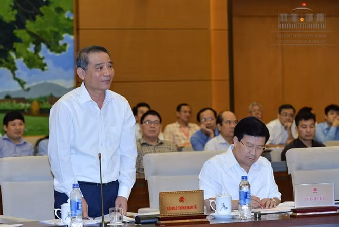 "Tư lệnh" ngành Giao thông - Bộ trưởng Trương Quang Nghĩa giải trình thêm một số vấn đề tại phiên họp