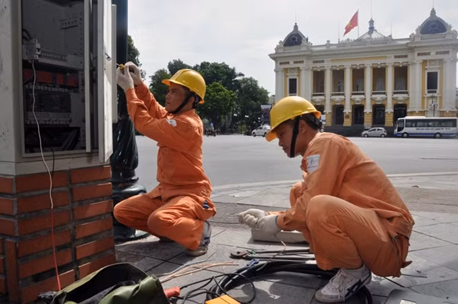 Chi phí đầu vào tăng cao sẽ gây sức ép lên giá điện trong 2017