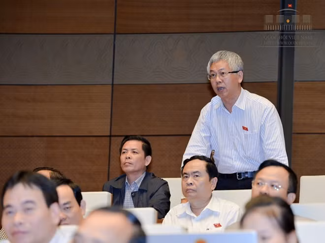 Đại biểu Nguyễn Đức Kiên đề xuất nên để nhóm ngành nghề bổ sung vào danh mục kinh doanh có điều kiện lại để xem xét cho thấu đáo