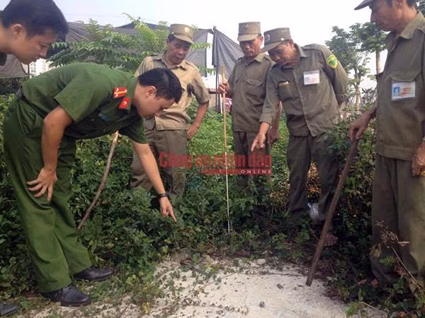 Khu vực tìm thấy hung khí đối tượng Hiếu sử dụng gây án.