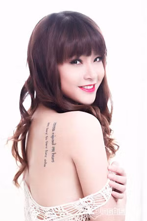 Ca sĩ Hải Băng.