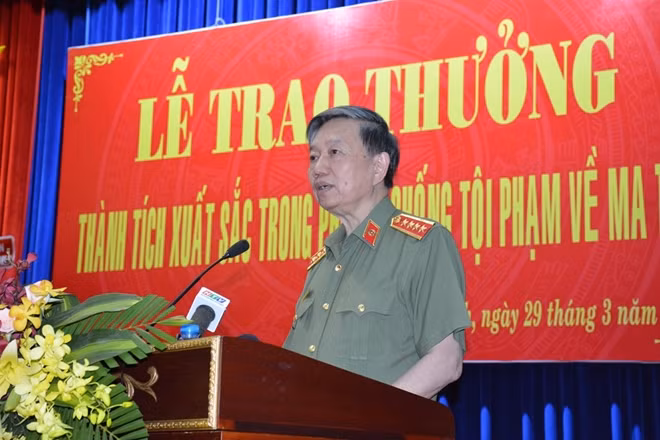 Bộ trưởng Tô Lâm phát biểu chỉ đạo tại buổi lễ.