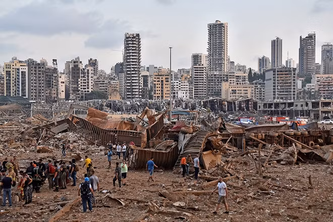 Hiện trường vụ nổ kho hoá chất ở cảng Beirut. Ảnh: ITN Hiện trường vụ nổ kho hoá chất ở cảng Beirut. Ảnh: ITN