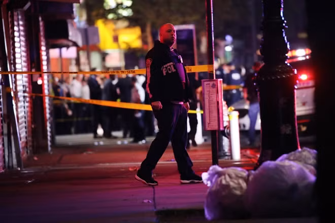 Tại hiện trường vụ đâm dao. Ảnh: NBCNews