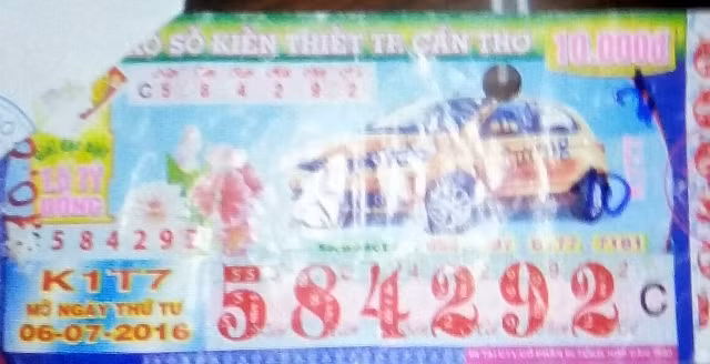 Tờ vé số trúng giải ba.