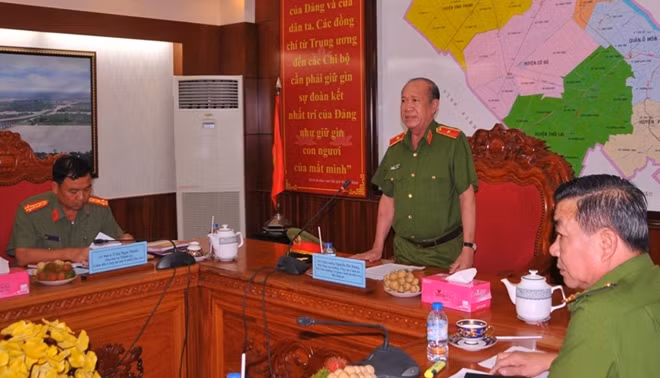 Thiếu tướng Nguyễn Phi Hùng – Phó Tổng cục trưởng Tổng Cục Cảnh sát (Bộ Công an) khẳng định, nếu không phá được vụ án này, nhiều cửa hàng kinh doanh vàng ở miền Tây lo lắng vì họ không biết khi nào tới lượt mình. Chuyên án thành công mang lại ý nghĩa rất lớn. Phá vụ án này là sự quyết tâm rất cao của lực lượng Công an. Trong đó, chủ công là Công an TP Cần Thơ.