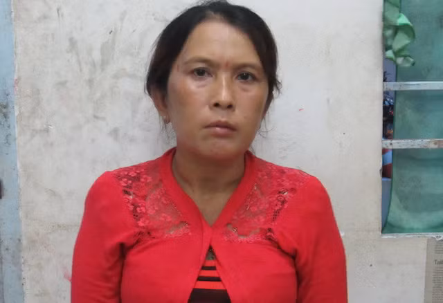 Nghi phạm đang bị tạm giữ để điều tra. Nghi phạm đang bị tạm giữ để điều tra.