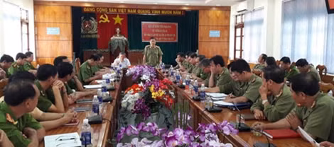 Thứ trưởng Phạm Dũng kiểm tra công tác tại Công an Kon Tum.