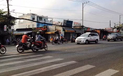 Ngã ba quốc lộ 1K - đường số 8.