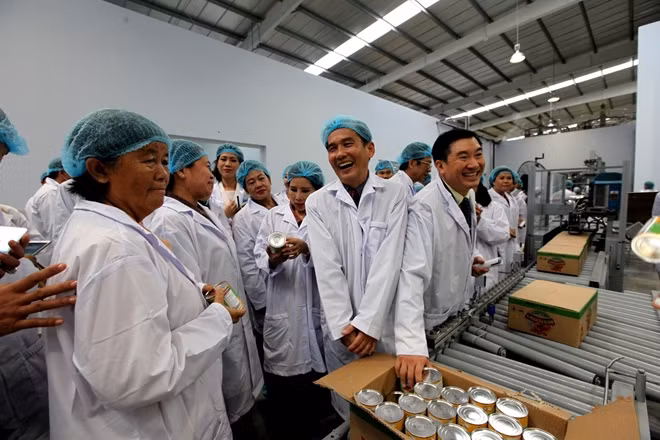 Dây chuyền sản xuất sữa đặc của Vinamilk
