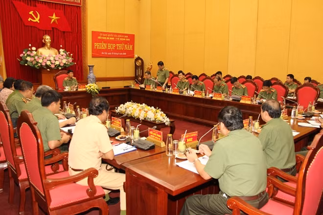 Toàn cảnh phiên họp Tiểu ban An ninh - Y tế lần thứ 5
