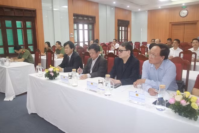 Các đại biểu dự đại hội
