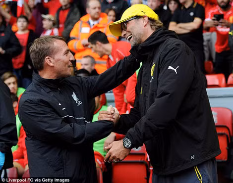 Rodgers và Klopp (phải).