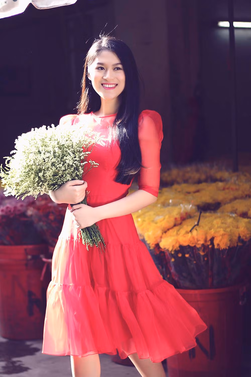 Chia sẻ kỉ niệm khi chụp bộ hình này, Ngọc Thanh Tâm vui mừng, hạnh phúc kể lại rằng cô được rất nhiều khán giả nhận ra và tặng những giỏ hoa rất đẹp để chụp hình khi vừa bước vào chợ hoa.