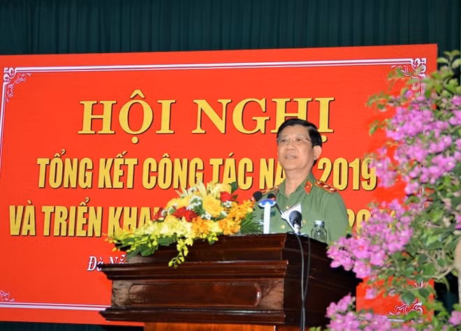 Thứ trưởng Nguyễn Văn Sơn phát biểu tại hội nghị