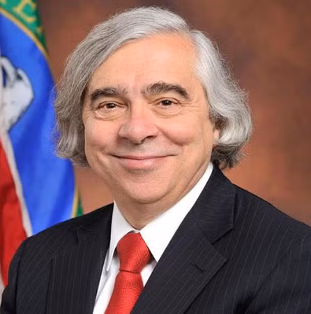 Ông Ernest Moniz.