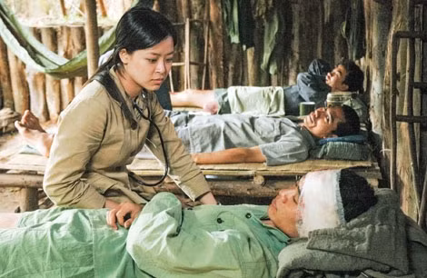 Một cảnh trong phim “Đừng đốt”. Một cảnh trong phim “Đừng đốt”.