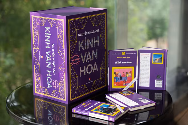 Boxset “Kính vạn hoa” kỉ niệm 25 năm.