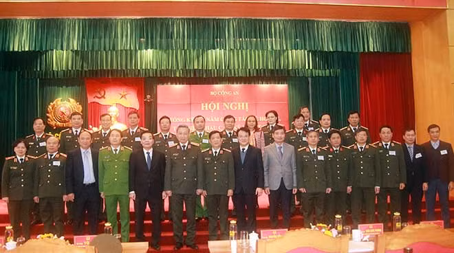 Các đại biểu dự Hội nghị.
