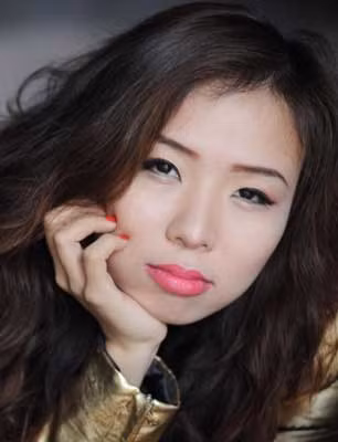 Nhà văn An Hạ anhavn85@gmail.com.