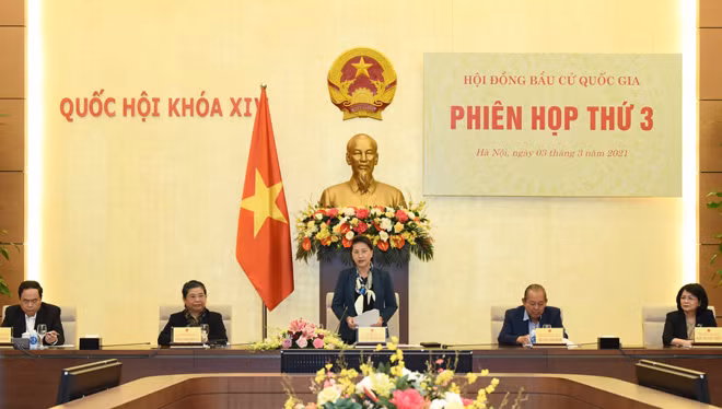Chủ tịch Quốc hội, Chủ tịch Hội đồng Bầu cử quốc gia Nguyễn Thị Kim Ngân chủ trì Phiên họp. Ảnh: VGP/Nguyễn Hoàng