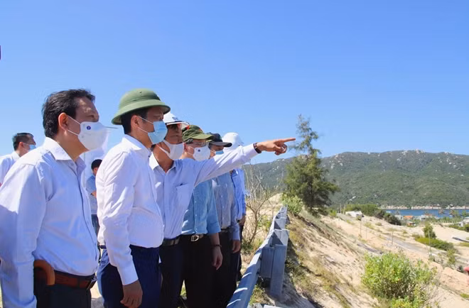 Đồng chí Trần Tuấn Anh làm việc với tỉnh Khánh Hòa.