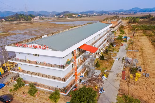 Bệnh viện dã chiến số 3 tại tỉnh Hải Dương