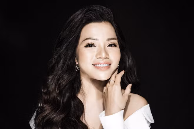Ca sĩ Hiền Nguyễn Soprano.