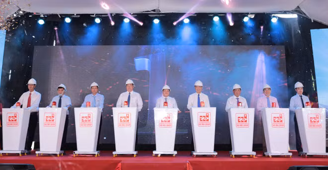 Nghi thức Lễ khởi động lắp đặt thiết bị Nhà máy điện mặt trời Sao Mai - Giai đoạn II.