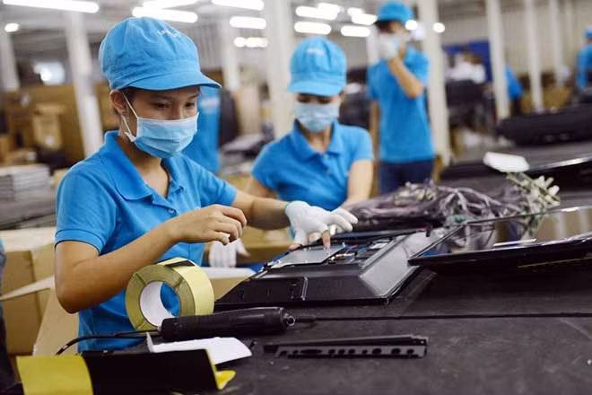 Lương, thưởng và chế độ đãi ngộ là yếu tố quan trọng hàng đầu đối với người lao động. Ảnh minh họa